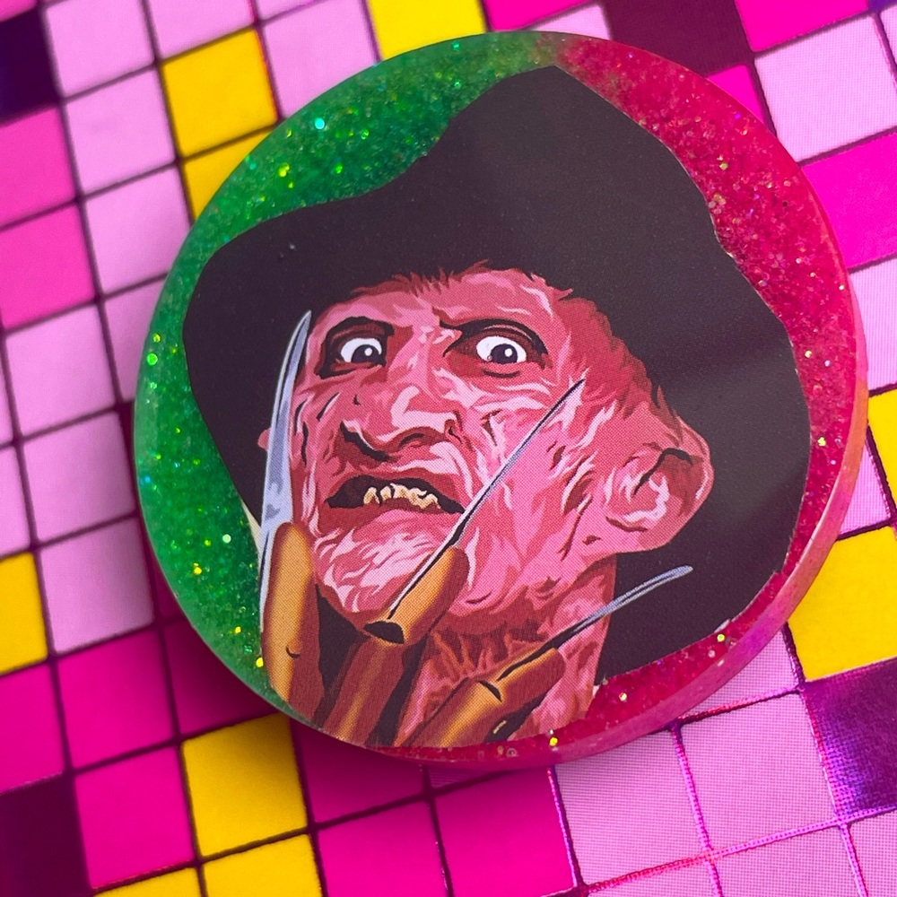 Freddy Krueger phone grip